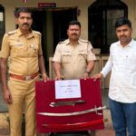 बारामतीत तलवार व कोयत्यासह तरुणाला केले जेरबंद ! पोलिसांची धडाकेबाज कारवाई, दहशतीचे बाळकडू रोखले